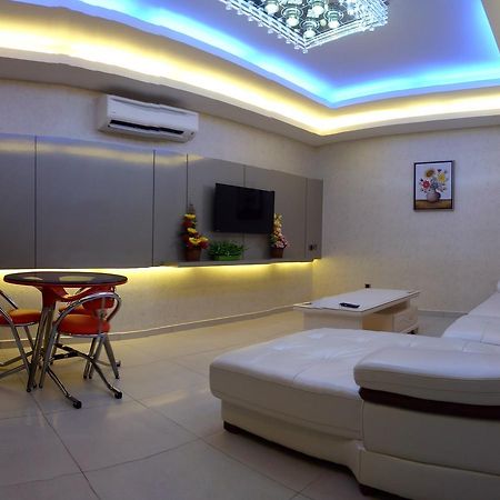 Golden Leaves Hotel Malacca Bagian luar foto